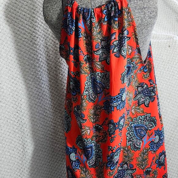 Collective Concepts Red Floral Sleeveless Blouse Tank Keyhole - Picture 2 of 4